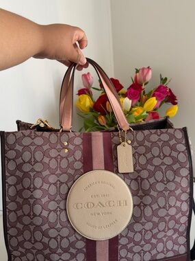Coach Tote